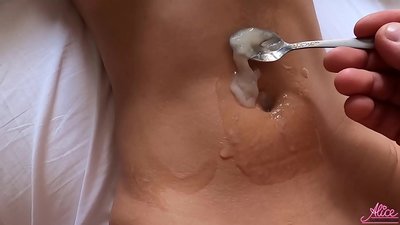 ڊيپ بلو جاب ۽ پرجوش جنس بند اپ - اسپرم کائڻ